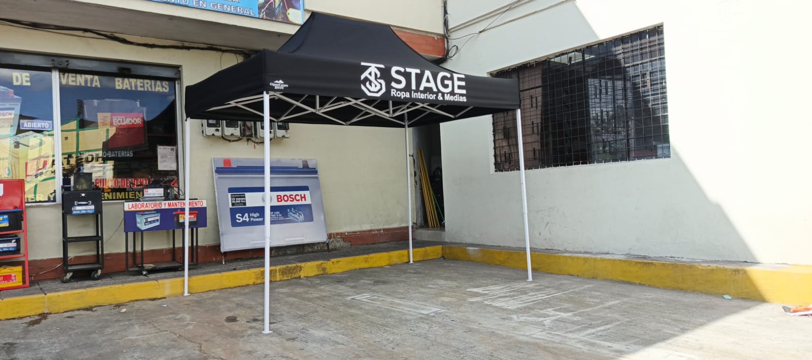 Carpa personalizada Stage Ropa Interior